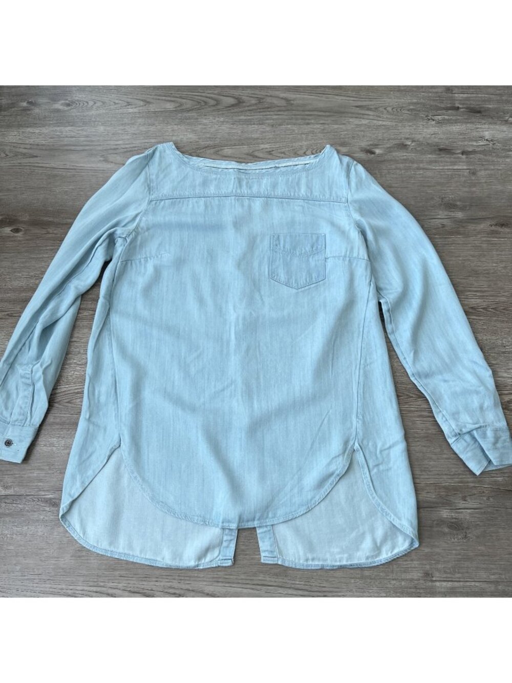 LOFT The Softened Shirt Womens S Chambray Blue Lyocell Long Sleeve Popover NWT‎